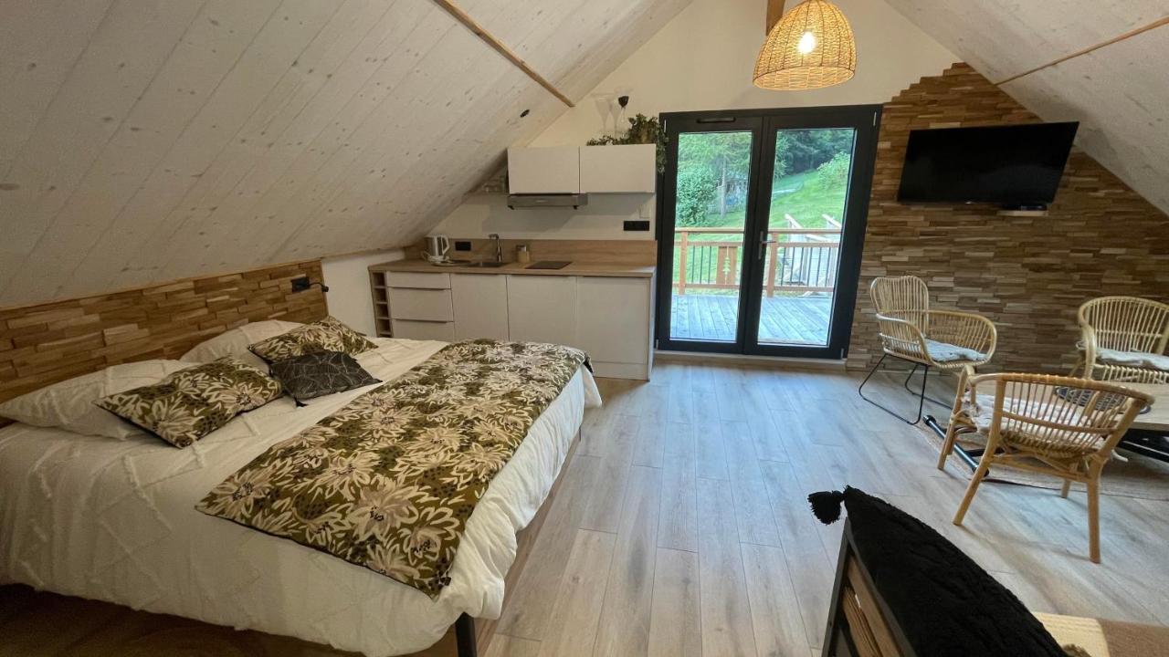 Chambres D'Hotes Les Chambres D'Elsa อัลบิเยซ์-มงต์รงด์ ภายนอก รูปภาพ